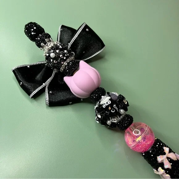 Black and Pink Handmade Beaded Pen with Bows Rhinestones & Pumpkin Cat - Picture 4 of 6